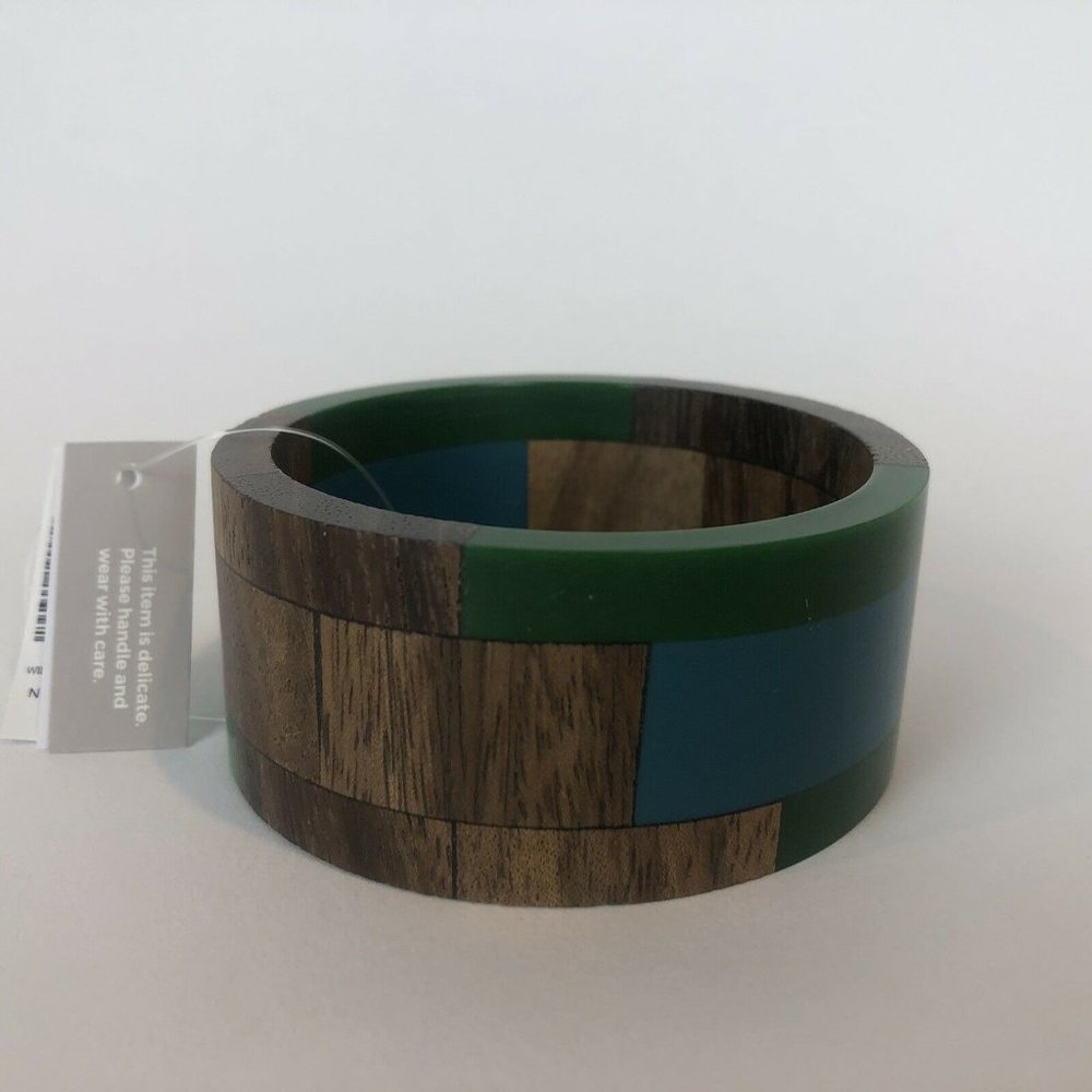 New Chico's Wide Blue and Green Wood Bangle Bracelet - Picture 4 of 10